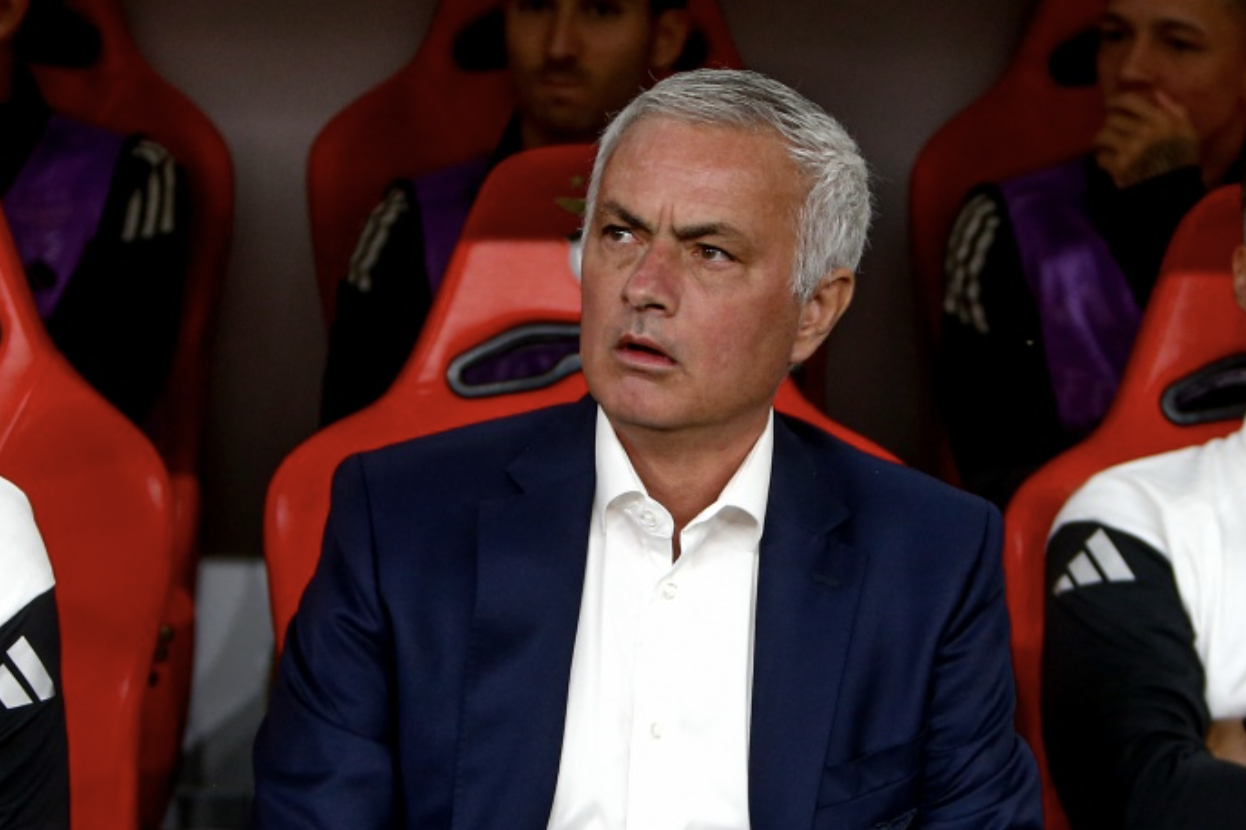 乐鱼-0-2不敌尤文！62岁穆帅崩溃：7轮仅6分+落后晋级区2分 末轮踢皇马